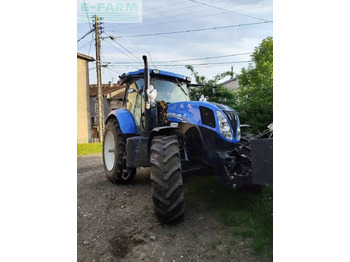 جرار NEW HOLLAND T7.210