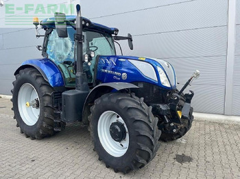 جرار NEW HOLLAND T7.225