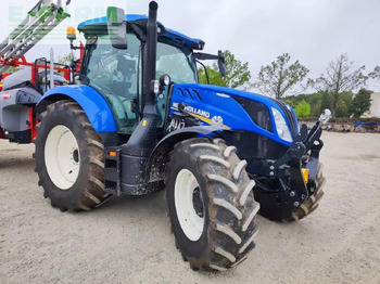 جرار NEW HOLLAND T6