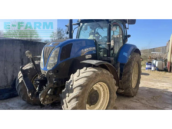 جرار NEW HOLLAND T7.200