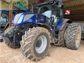 جرار NEW HOLLAND T7.245