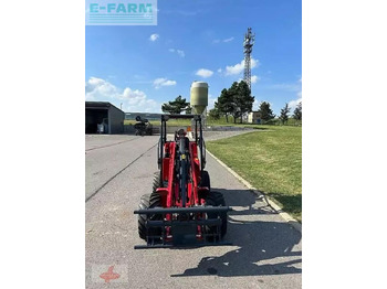 اللودر بعجل Schäffer 2028 slt: صورة 2