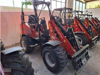 اللودر بعجل SCHÄFFER