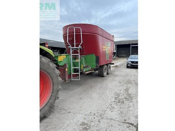 معدات الثروة الحيوانية STRAUTMANN