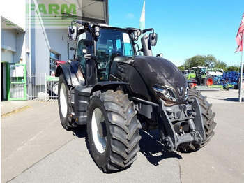 جرار VALTRA