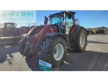 جرار VALTRA T214