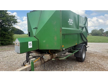 الآلات الزراعية POMI