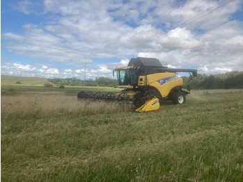 حصادة موحَّدة NEW HOLLAND CR980