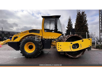 مدحلة ضاغطة BOMAG