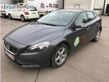 سيارة Volvo V40 D2 Kinetic: صورة 1