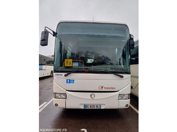 حافلة مدرسية