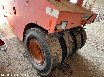 مدحلة Compacteur à pneu type P3 HAMM: صورة 4