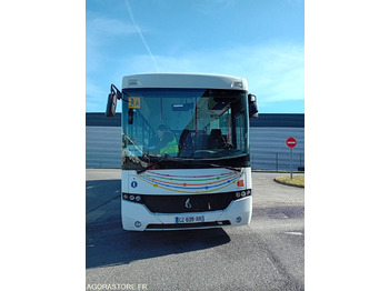 حافلة مدرسية