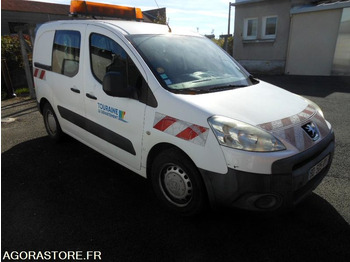 فان المدمجة PEUGEOT Partner