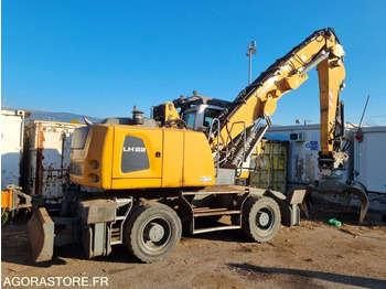 حفارة LIEBHERR LH 22