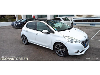 سيارة PEUGEOT