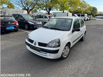 سيارة RENAULT
