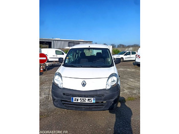 سيارة RENAULT
