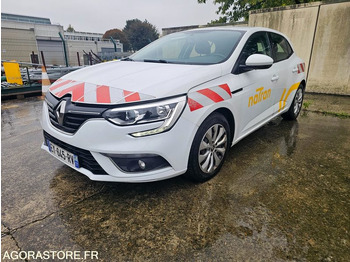 سيارة RENAULT