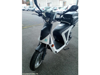 دراجة نارية PEUGEOT