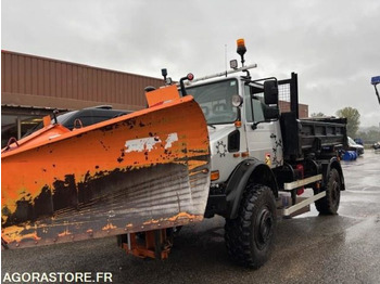 شاحنة UNIMOG