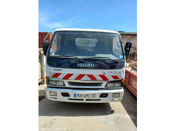 شاحنة ISUZU