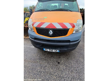شاحنة RENAULT Mascott