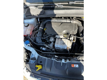 سيارة ستيشن ford focus 1lecoboost 2013 149000km: صورة 5 سيارة ستيشن ford focus 1lecoboost 2013 149000km: صورة 5