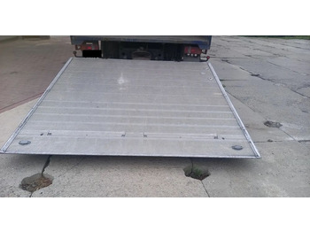 رافعة هيدروليك خلفية Inny WINDA ZAŁADOWCZA UDŹWIG 2000 KG.: صورة 2