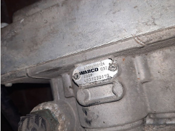 صمام الفرامل - شاحنة Scania Knorr- Bremz 0486203025. 4800010110.486200008.486203033   Scania Volvo: صورة 4