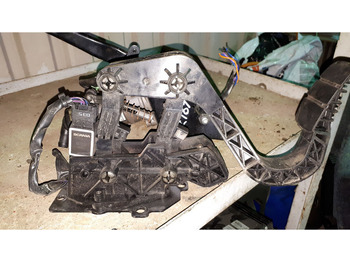 Scania педаль газа Scania педаль газа: صورة 1