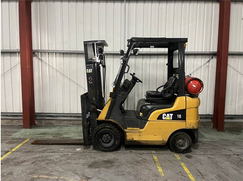 رافعة شوكية تعمل بالغاز CATERPILLAR GP
