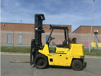 رافعة شوكية تعمل بالغاز HYSTER