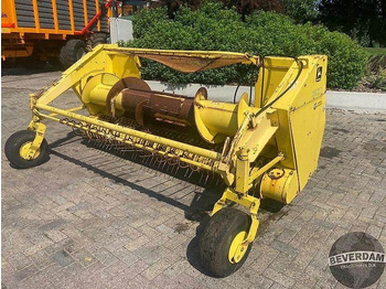 مرفق الحصادة JOHN DEERE
