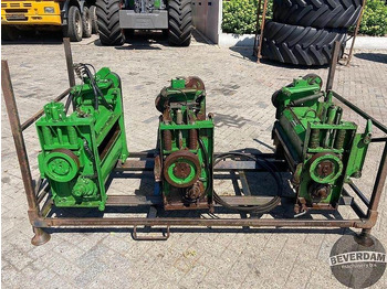 مرفق الحصادة JOHN DEERE