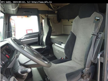 شاحنة قطع الأشجار MAN TGX 26.510 6x4 BL Kurzholz, Sicherheitspaket Plu: صورة 4