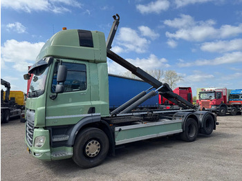 شاحنة ذات خطاف DAF CF 450