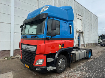وحدة جر DAF CF 400