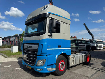 وحدة جر DAF XF 440