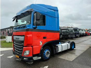وحدة جر DAF XF 440