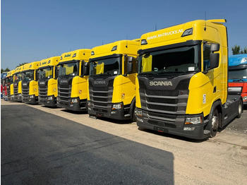 وحدة جر SCANIA S 450