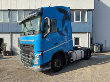 وحدة جر VOLVO FH 460