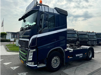 وحدة جر VOLVO FH 460