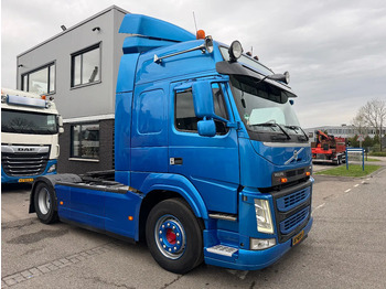وحدة جر Volvo FM 370 4X2 SPOILERS EURO 6 SKIRTS HOLLAND TRUCK TÜV TILL 09-2025: صورة 3
