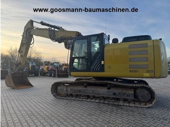 حفار زحاف CATERPILLAR 323EL