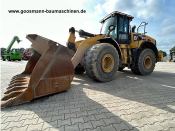 اللودر بعجل CATERPILLAR 966M
