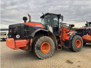 اللودر بعجل Hitachi ZW 250-6: صورة 3 اللودر بعجل Hitachi ZW 250-6: صورة 3