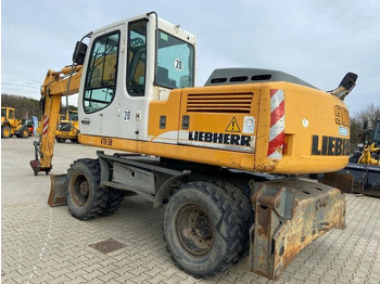 حفارة دولاب LIEBHERR A 900