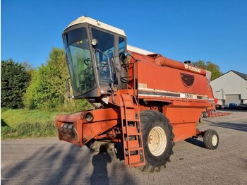 حصادة موحَّدة LAVERDA