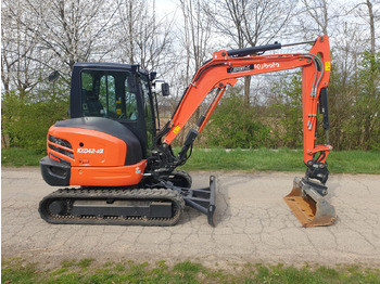 حفارة مُصَّغرة KUBOTA KX 042-4A: صورة 2